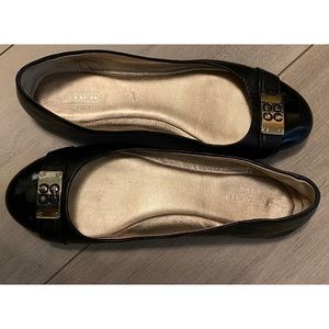 FLATS almost new authentic COACH black genuine leather
